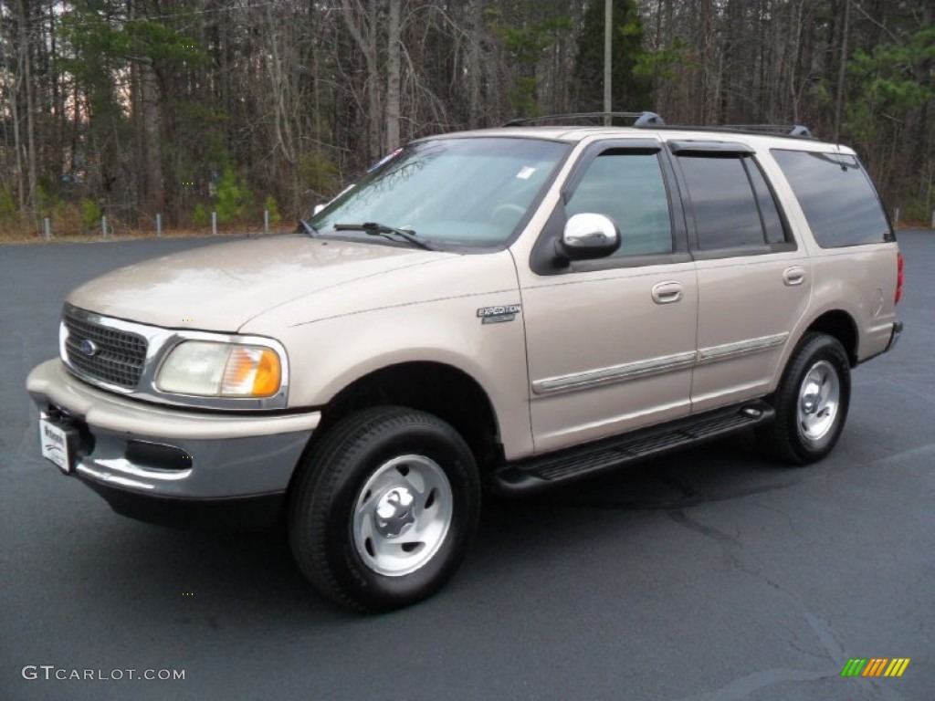 1998 Expedition XLT 4x4 - Light Prairie Tan Metallic / Medium Prairie Tan photo #1