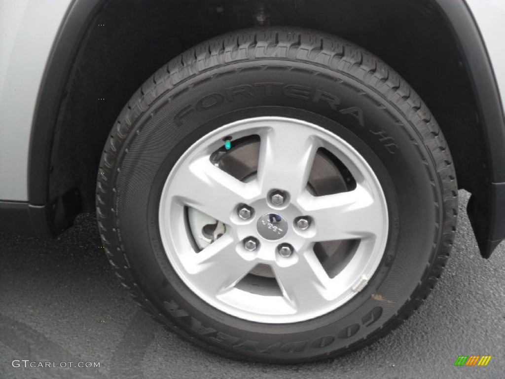 2012 Jeep Grand Cherokee Laredo 4x4 Wheel Photo #59954774