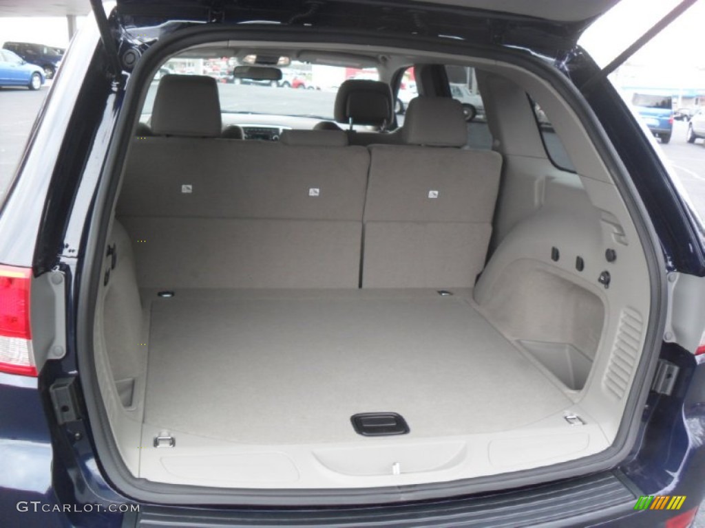 2012 Jeep Grand Cherokee Laredo Trunk Photos