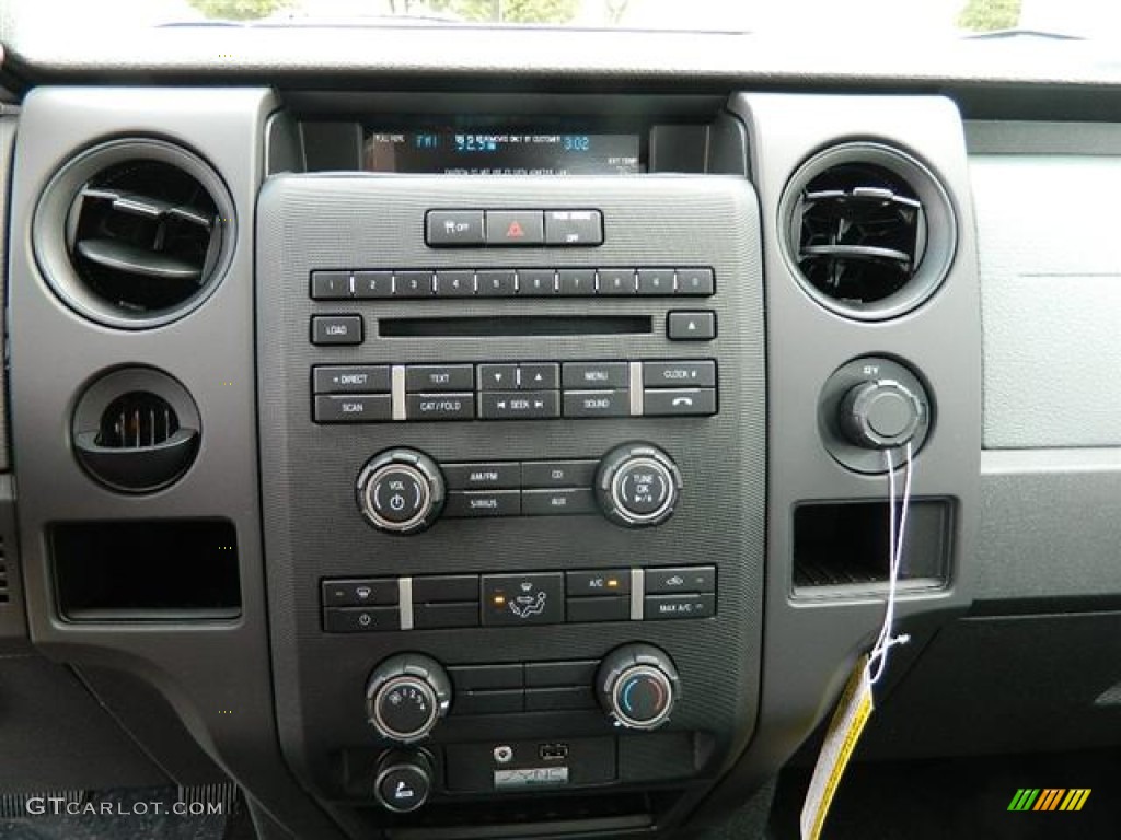 2012 Ford F150 STX SuperCab Controls Photo #59958839