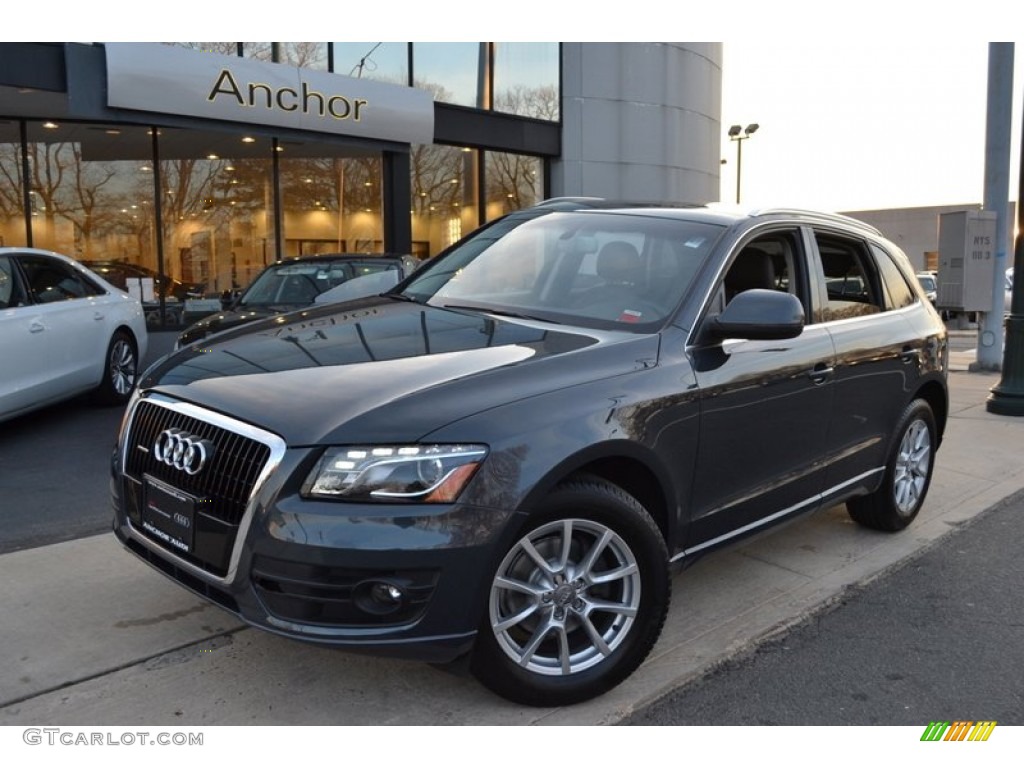 2009 Q5 3.2 Premium quattro - Meteor Gray Pearl Effect / Black photo #1