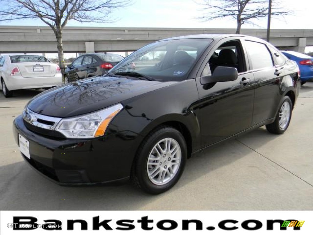 2011 Ebony Black Ford Focus SE Sedan 59859269 Car