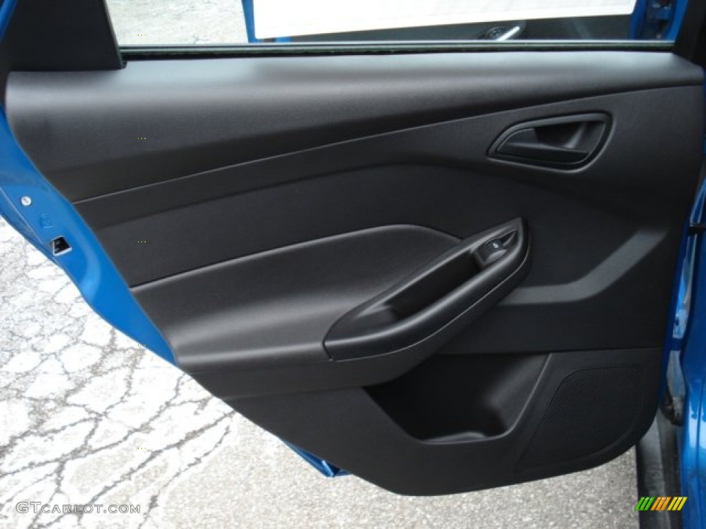 2012 Focus SE Sport Sedan - Blue Candy Metallic / Two-Tone Sport photo #14