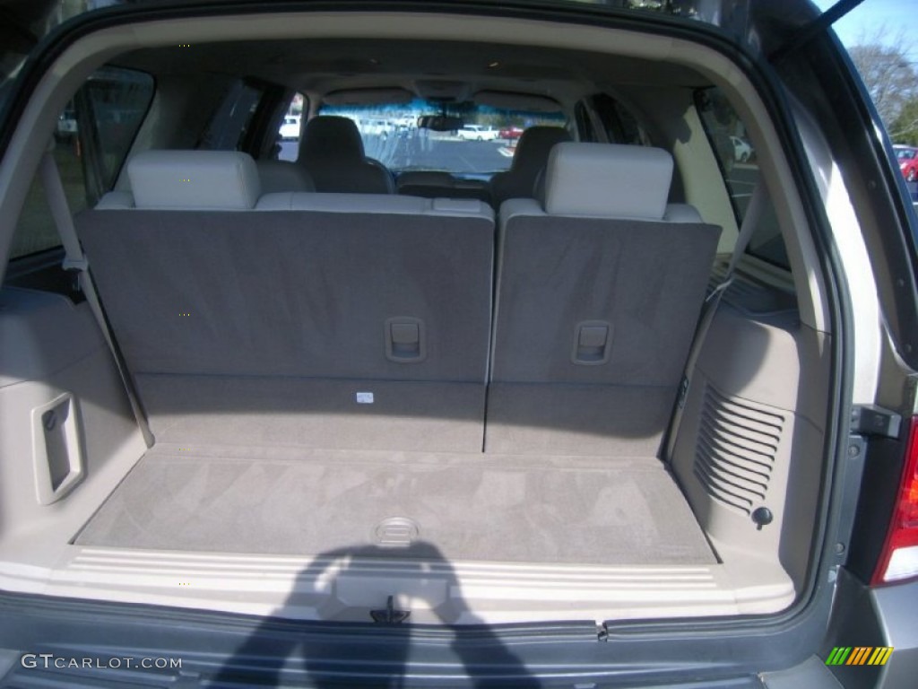 2003 Expedition XLT - Arizona Beige Metallic / Medium Parchment photo #19