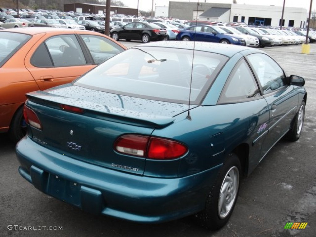 1997 Cavalier Coupe - Green Metallic / Graphite photo #4