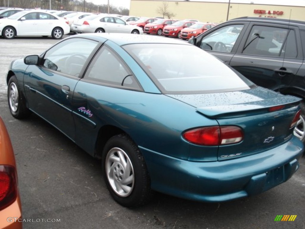 1997 Cavalier Coupe - Green Metallic / Graphite photo #6