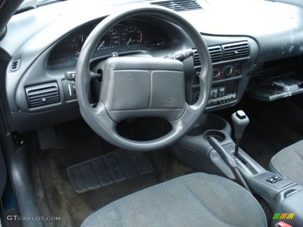 1997 Cavalier Coupe - Green Metallic / Graphite photo #8