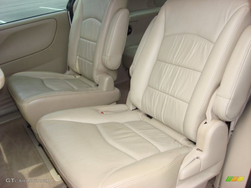 2002 Mazda MPV ES Rear Seat Photo #59978178