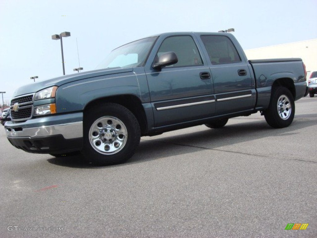 2006 Silverado 1500 LS Crew Cab - Blue Granite Metallic / Dark Charcoal photo #2