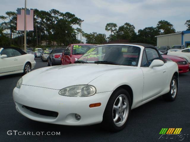 2001 MX-5 Miata Roadster - Pure White / Black photo #7