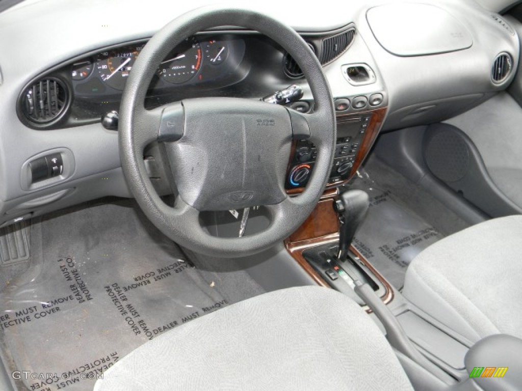 2002 Daewoo Leganza CDX Gray Dashboard Photo #59982450