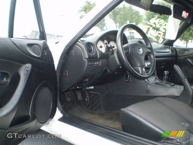 2001 MX-5 Miata Roadster - Pure White / Black photo #12