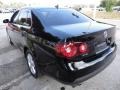 Black Uni - Jetta SE Sedan Photo No. 5