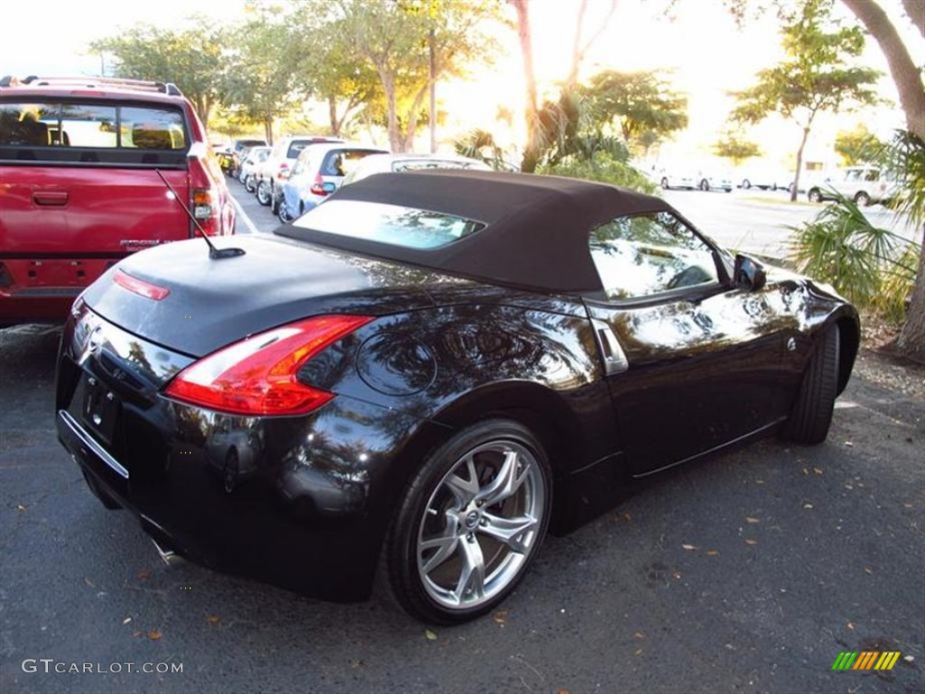 2010 370Z Sport Touring Roadster - Magnetic Black / Gray Leather photo #2