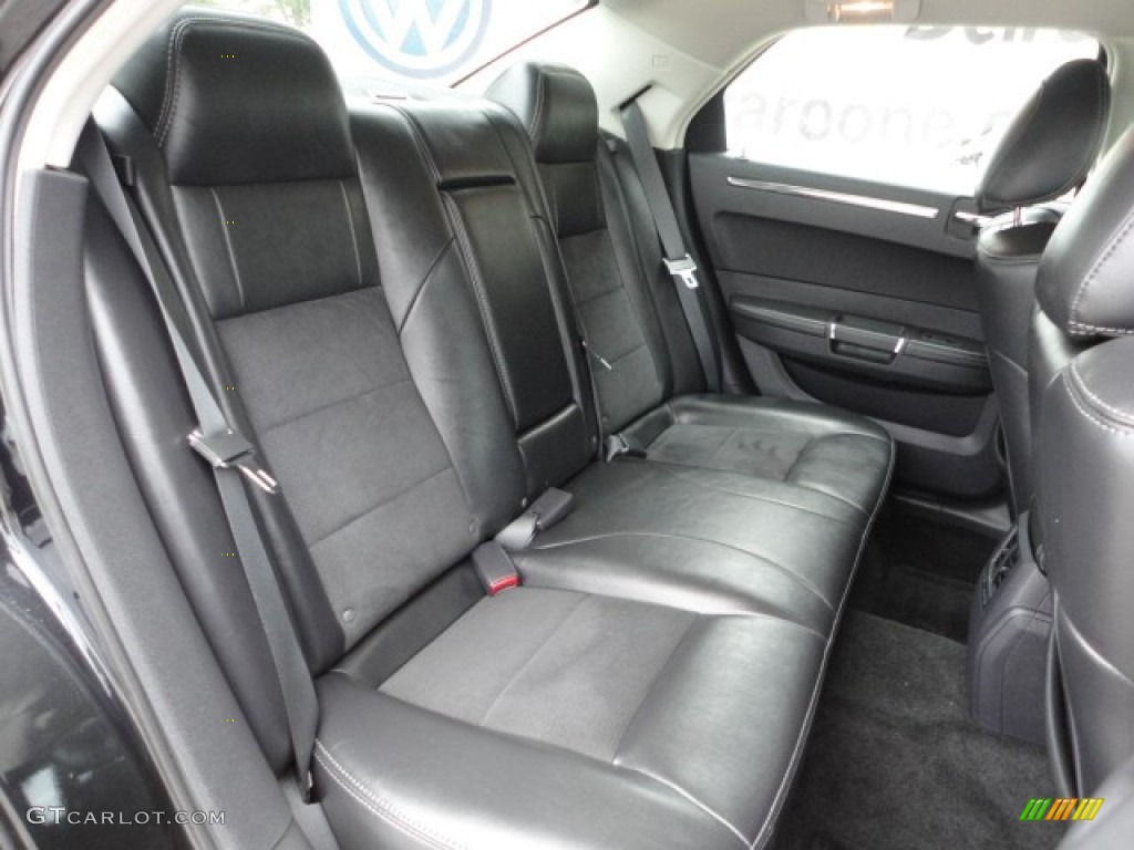 2008 Chrysler 300 C HEMI Rear Seat Photo #59983531