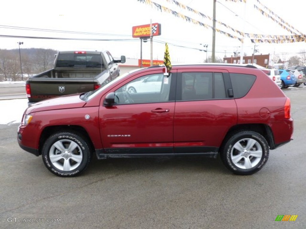 2011 Compass 2.4 Limited 4x4 - Deep Cherry Red Crystal Pearl / Dark Slate Gray/Light Pebble Beige photo #2
