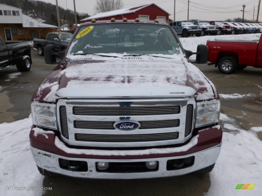 2005 F250 Super Duty Lariat SuperCab 4x4 - Dark Toreador Red Metallic / Tan photo #8