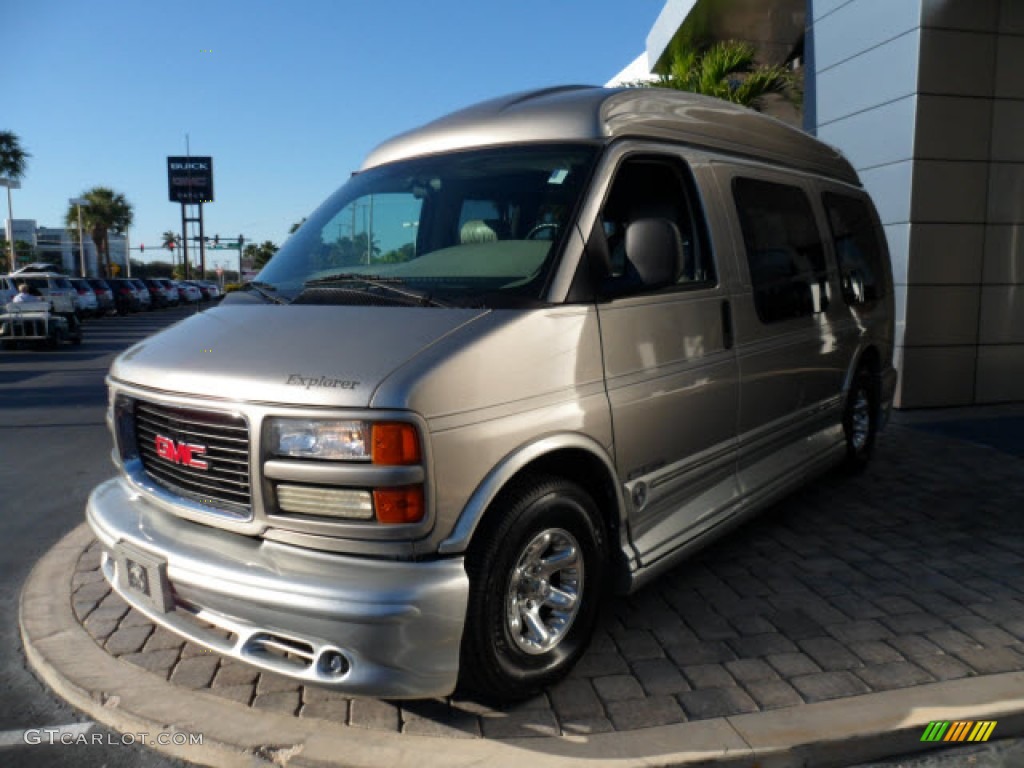 2002 Savana Van G1500 Passenger Conversion - Pewter Metallic / Neutral photo #28