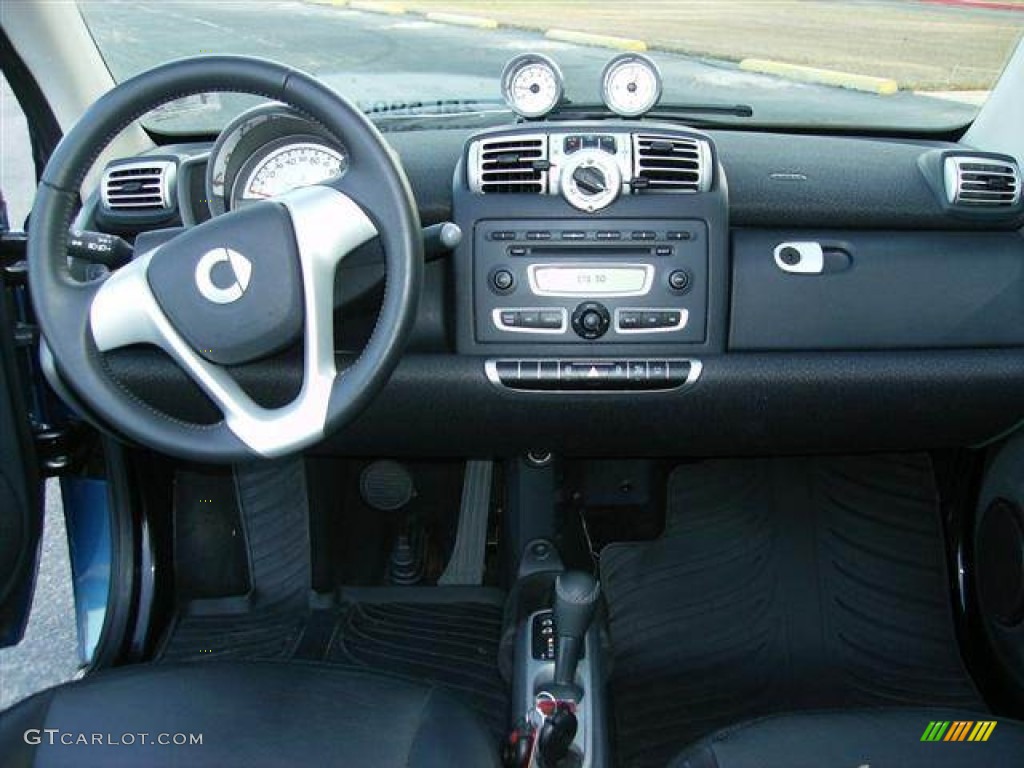 2009 Smart fortwo passion cabriolet Design Black Dashboard Photo #59985174