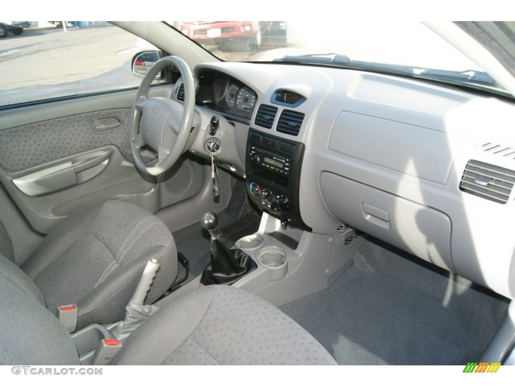 2005 Kia Rio Sedan Dashboard Photos