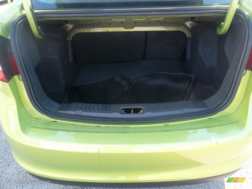2011 Fiesta SE Sedan - Lime Squeeze Metallic / Charcoal Black/Blue Cloth photo #8