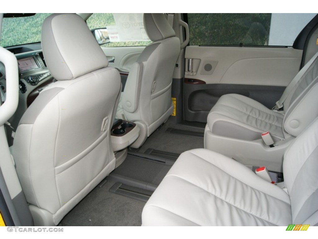 2012 Toyota Sienna Limited AWD interior Photo #59988090