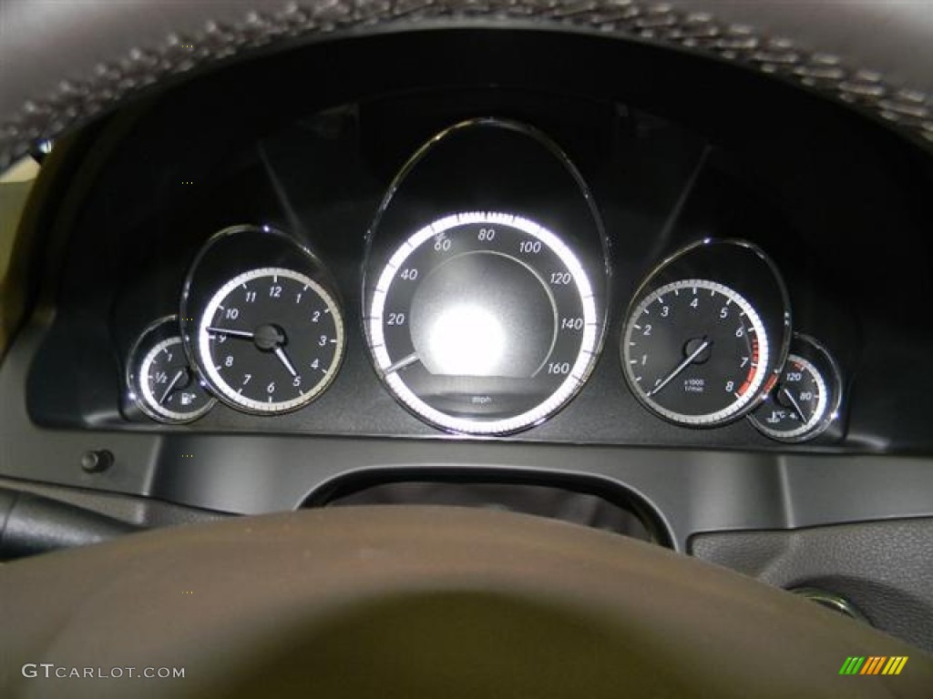 2010 E 350 Coupe - Arctic White / Almond Beige photo #29