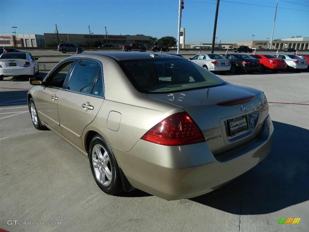 2006 Accord EX-L Sedan - Desert Mist Metallic / Ivory photo #5
