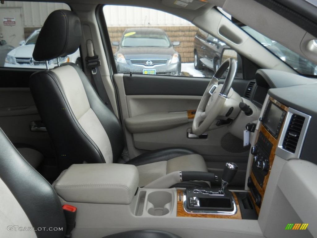 Dark Khaki/Light Graystone Royal Leather Interior 2009 Jeep Grand Cherokee Limited 4x4 Photo #59992252