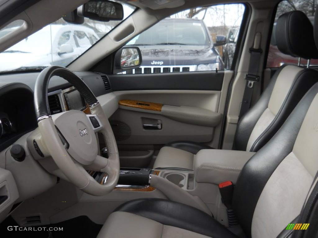 Dark Khaki/Light Graystone Royal Leather Interior 2009 Jeep Grand Cherokee Limited 4x4 Photo #59992396