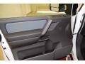 White - Titan SE Crew Cab Photo No. 16