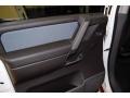 White - Titan SE Crew Cab Photo No. 19