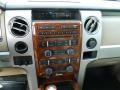 2010 White Platinum Metallic Tri Coat Ford F150 Lariat SuperCrew  photo #25