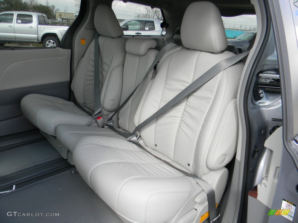 2012 Sienna XLE - Silver Sky Metallic / Light Gray photo #10