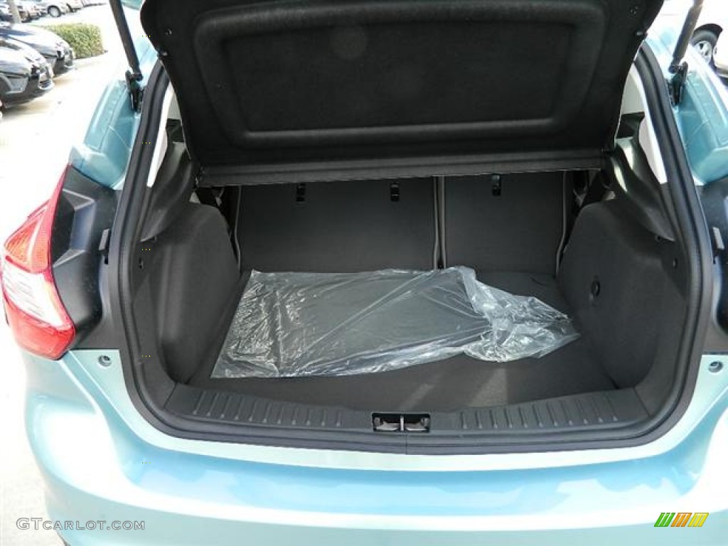 2012 Focus SE 5-Door - Frosted Glass Metallic / Stone photo #9