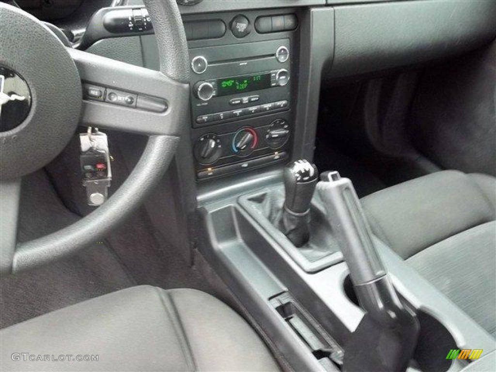 2008 Mustang V6 Deluxe Coupe - Vapor Silver Metallic / Light Graphite photo #8
