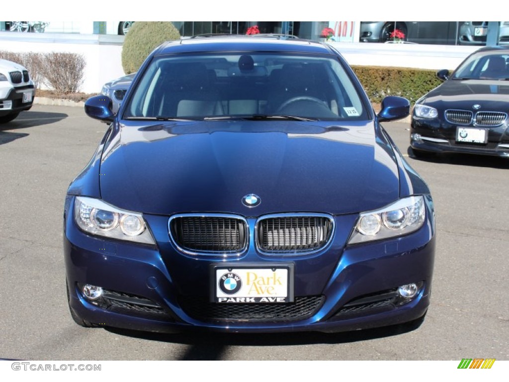 2011 3 Series 328i xDrive Sedan - Deep Sea Blue Metallic / Black photo #2