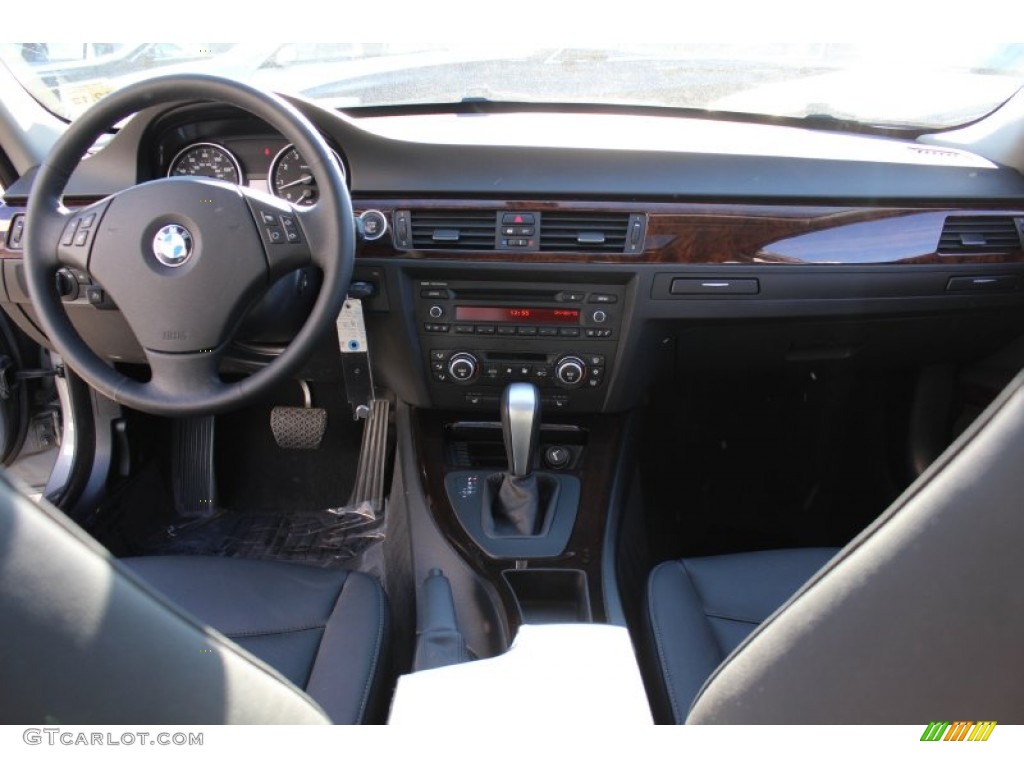 2009 3 Series 328xi Sedan - Space Grey Metallic / Black photo #13