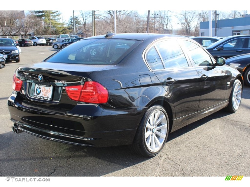 2011 3 Series 328i xDrive Sedan - Jet Black / Black photo #5