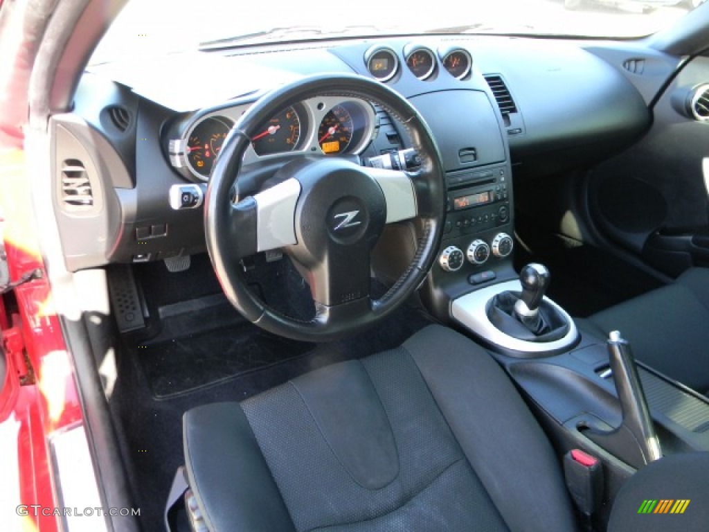 Carbon Black Interior 2006 Nissan 350Z Coupe Photo #60001862