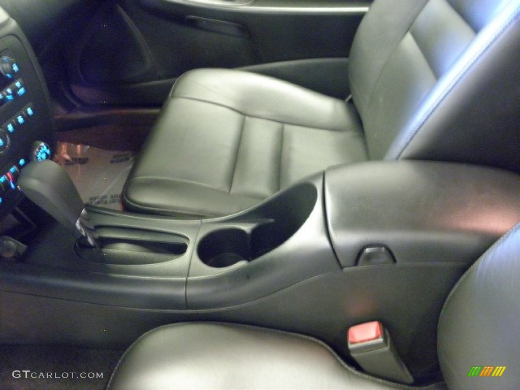 2006 Monte Carlo SS - Black / Ebony photo #25