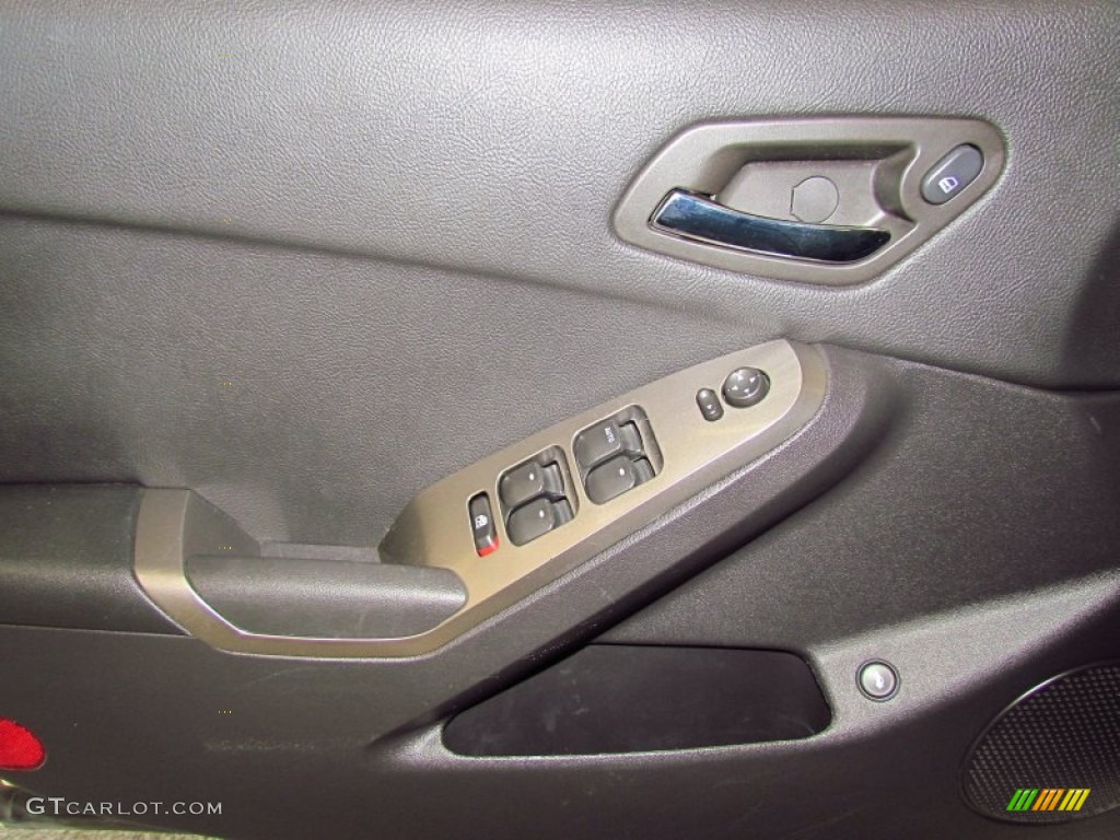 2007 G6 Sedan - Ivory White / Ebony photo #12