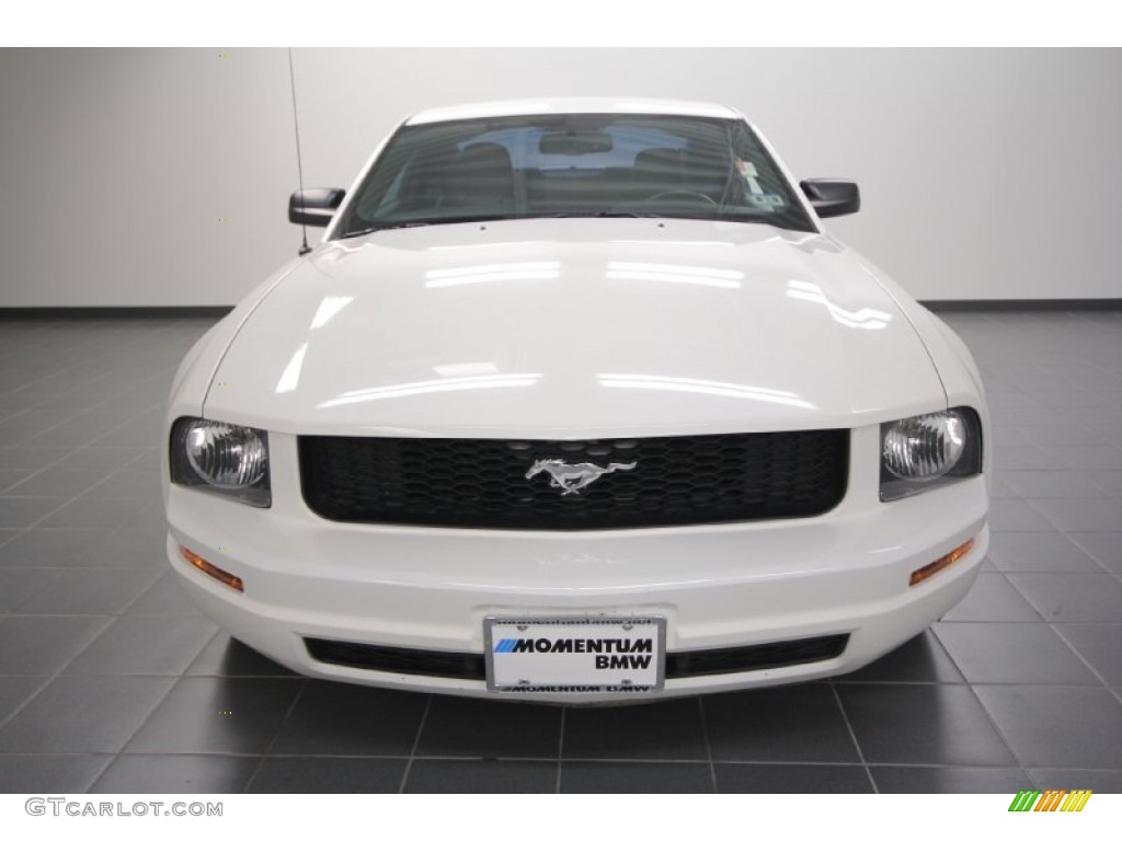2007 Mustang V6 Premium Coupe - Performance White / Dark Charcoal photo #6