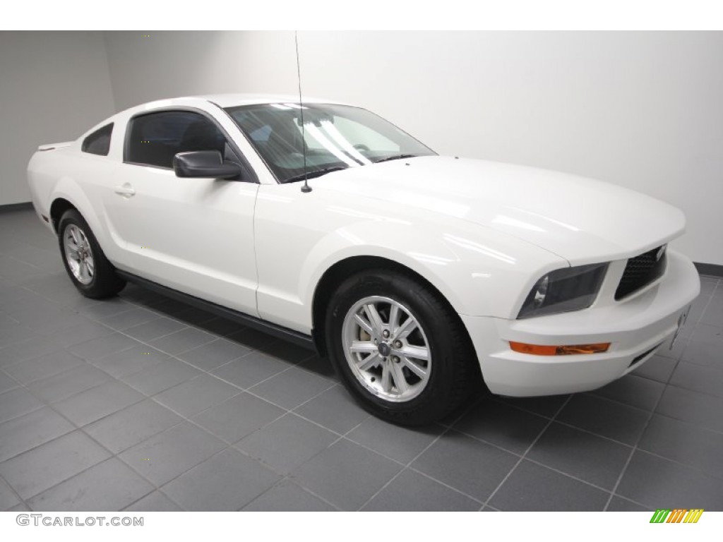 2007 Mustang V6 Premium Coupe - Performance White / Dark Charcoal photo #8