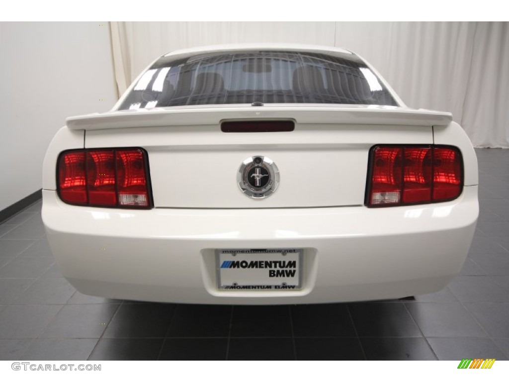 2007 Mustang V6 Premium Coupe - Performance White / Dark Charcoal photo #13