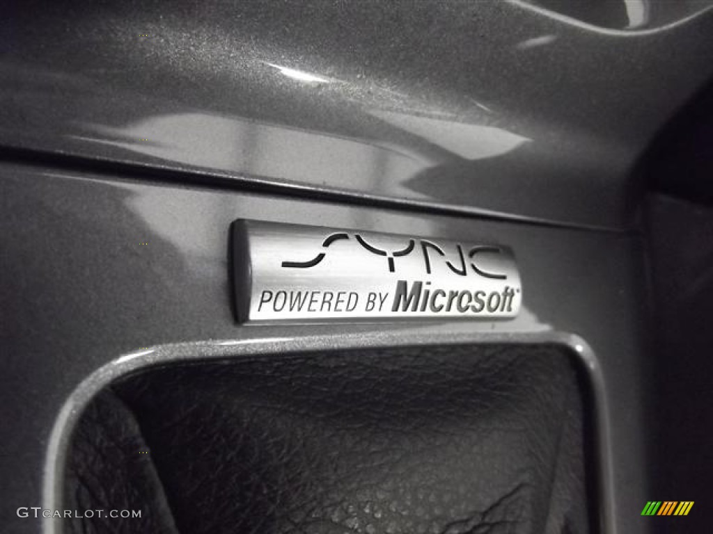 2012 Focus Titanium 5-Door - White Platinum Tricoat Metallic / Charcoal Black Leather photo #17