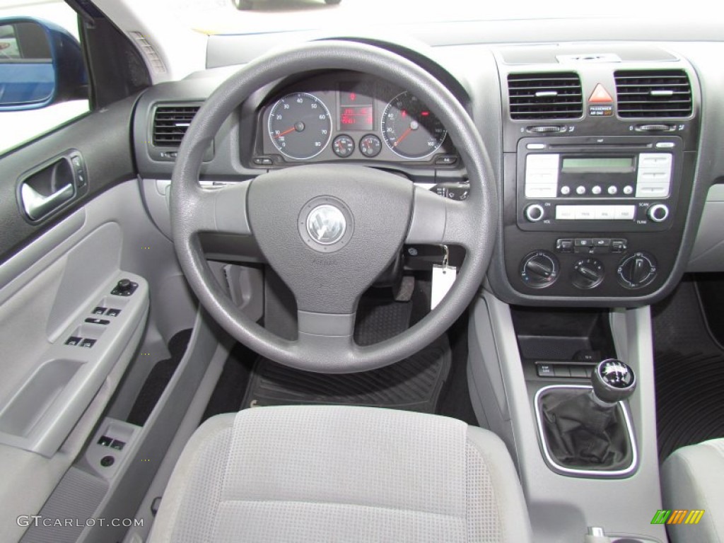 2009 Volkswagen Jetta S Sedan Art Grey Dashboard Photo #60008081