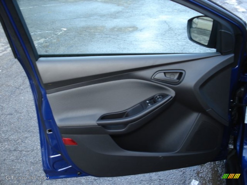 2012 Focus S Sedan - Sonic Blue Metallic / Charcoal Black photo #12