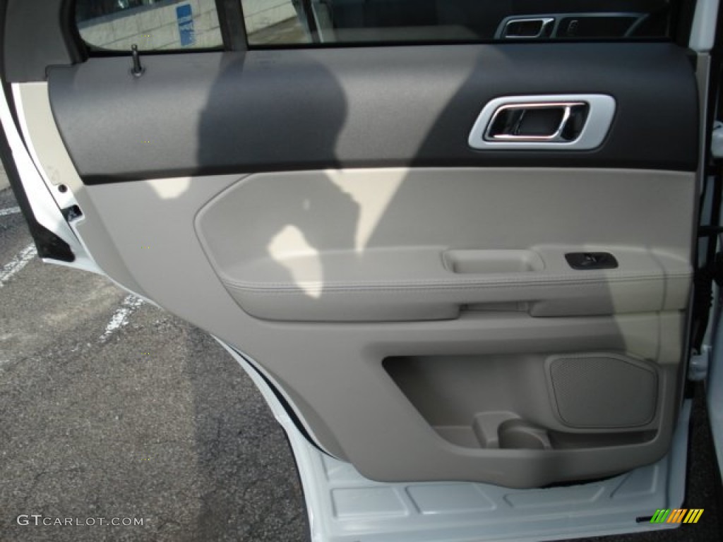 2012 Explorer XLT 4WD - White Suede / Medium Light Stone photo #14