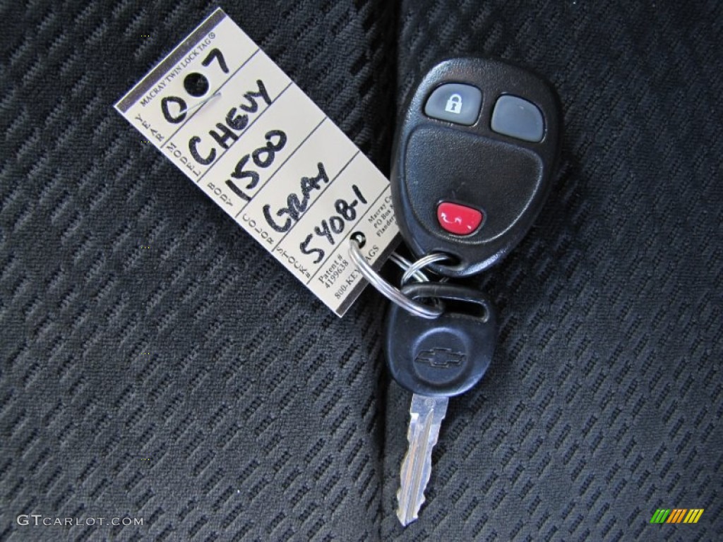2007 Chevrolet Silverado 1500 LT Crew Cab 4x4 Keys Photos